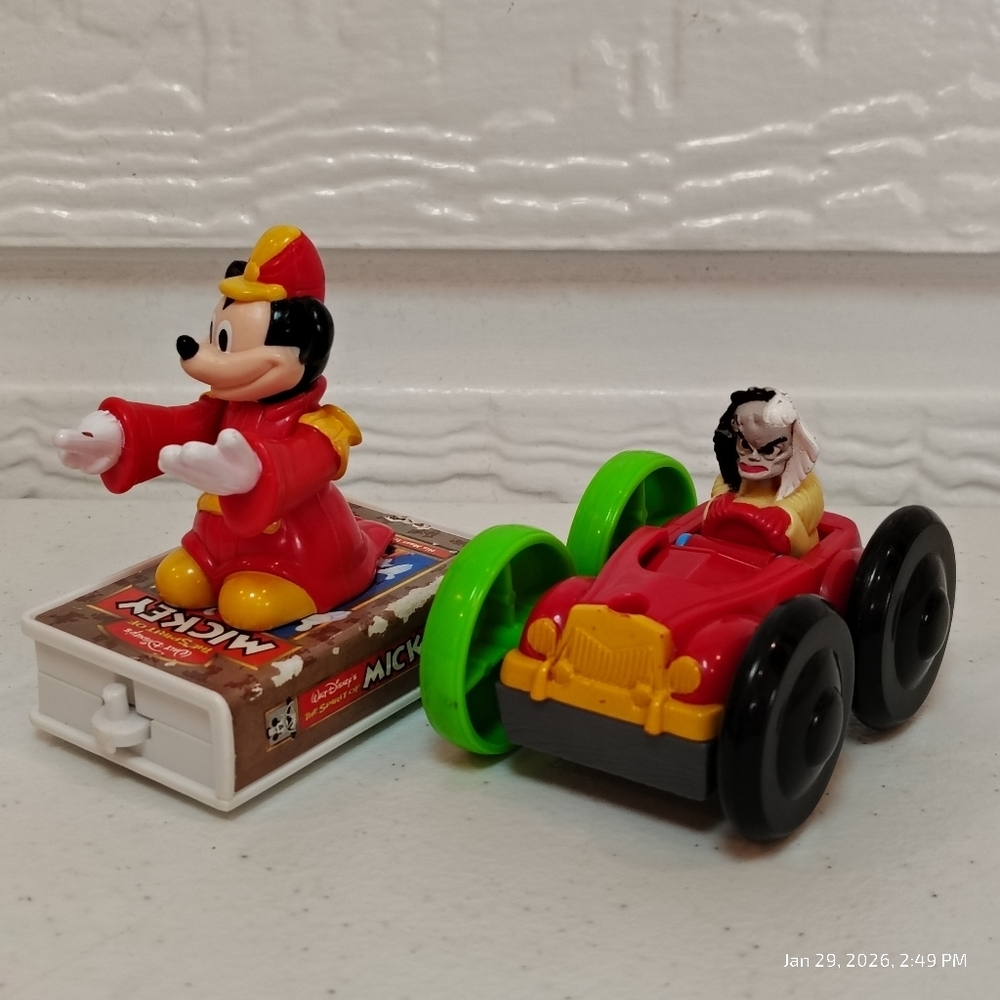 SET OF 2 VTG DISNEY 101 DALMATIONS SPIRIT OF MICKEY TRAIN CAR MCDONALDS TOY 1998